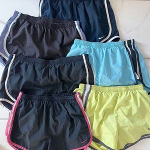 NIKE Women's Tempo Running Shorts Size Small